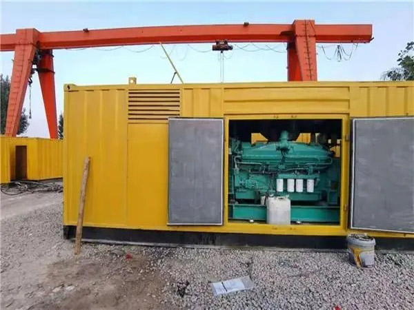 前郭冬季低温环境下，500KW发电机组应该选择什么类型的启动电瓶？